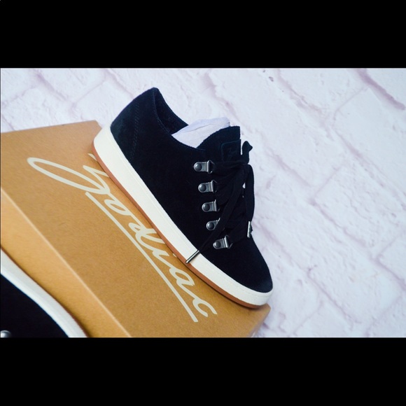 SOLD OUT. - Picture 2 of 7